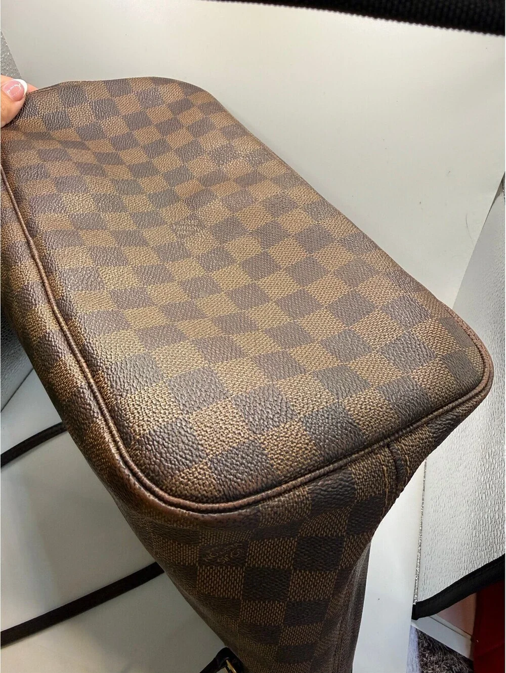 Louis Vuitton Neverfull Damier Ebene MM Tote Bag With Red Interior